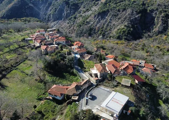 Thanasis House
