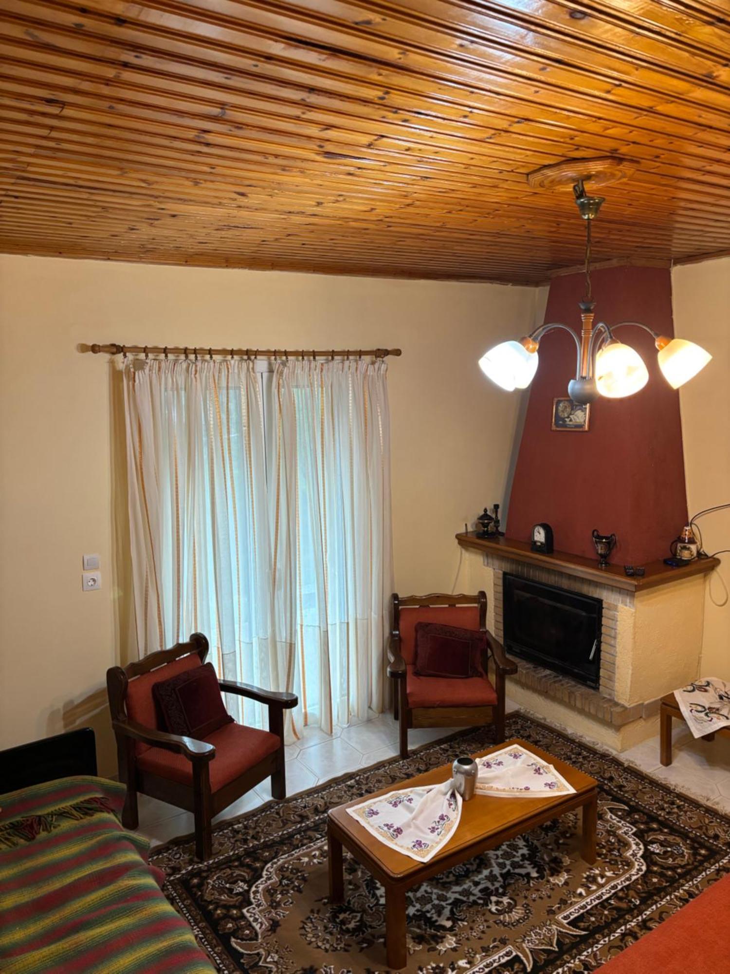 Thanasis House * Dimitsana